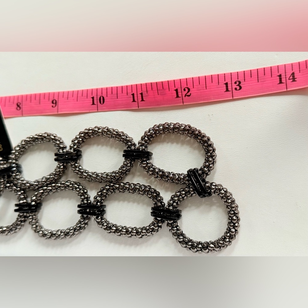 🐨 Cookie Lee Adjustable Gray Ribbon and Gray and Black Bead Statement Necklace - Picture 7 of 12